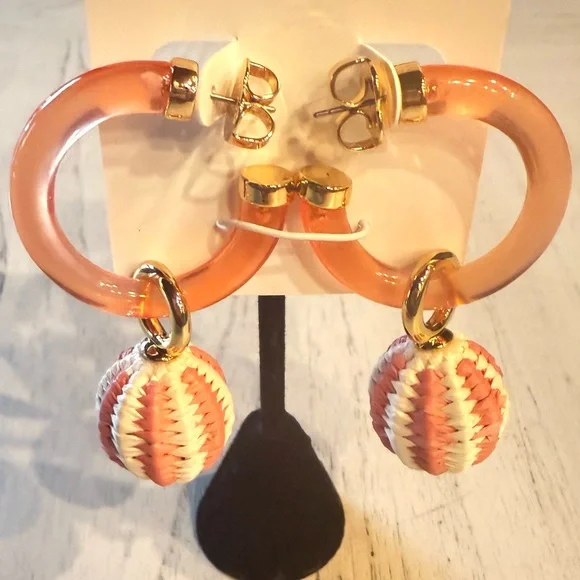 New Kate Spade FEELING BUBBLY RAFFIA CHARM HOOPS
Color: Pink Multi - Picture 12 of 13